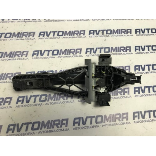 Ручка зовнішня передніх лівих дверей VOLVO V-50 2003-2012 30663865